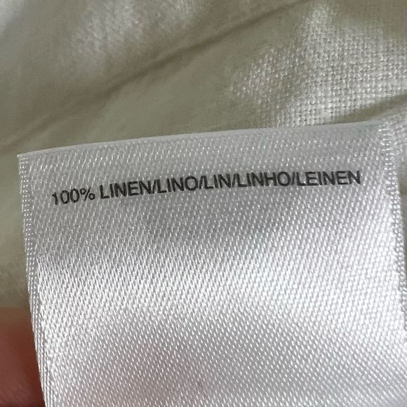 Jones New York White Tunic with Black Trim Size Medium - Picture 7 of 10